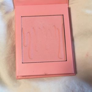 Kylie blush